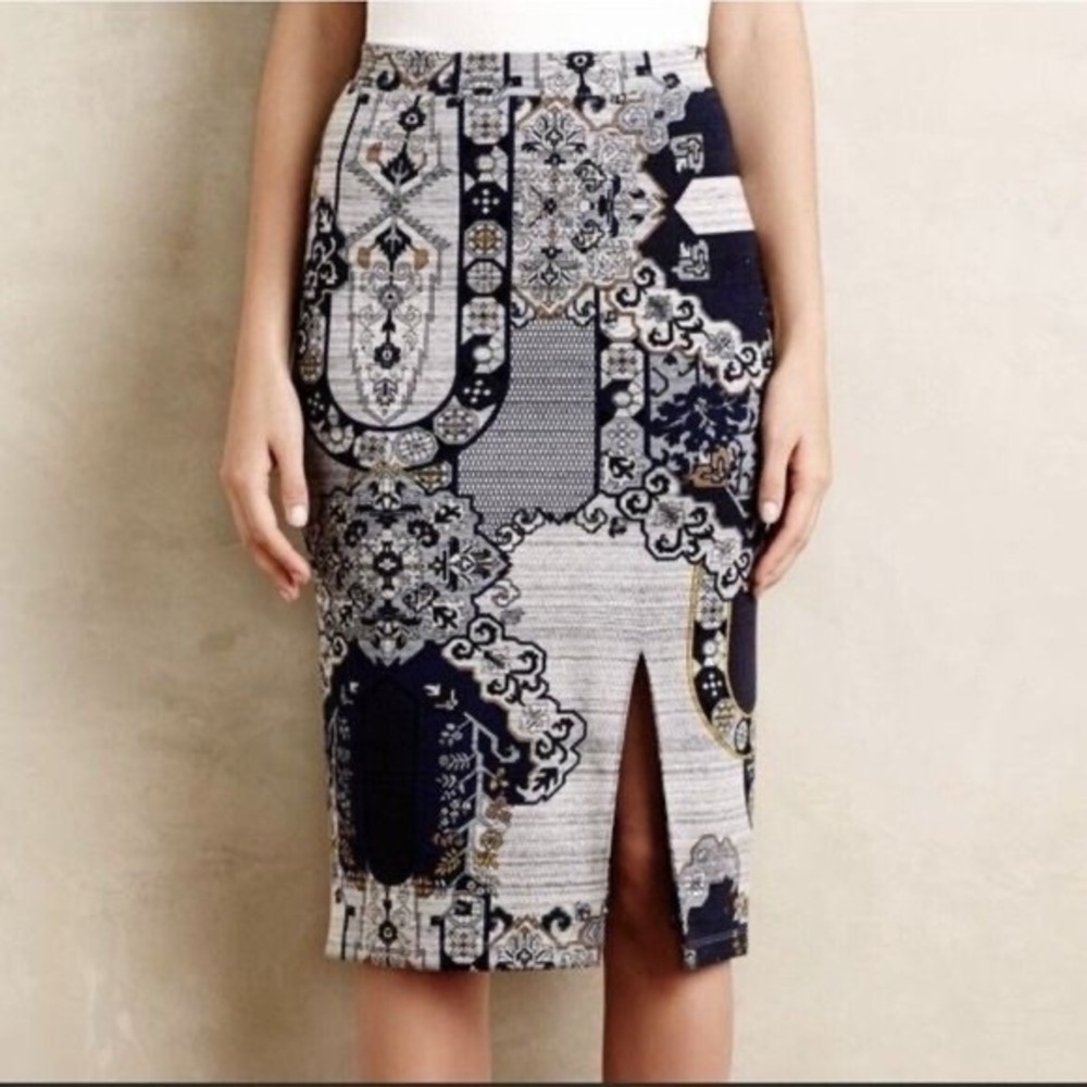 Anthropologie HD in‎ Paris Navy Geometric Tapestry Pencil Midi Skirt Womens L